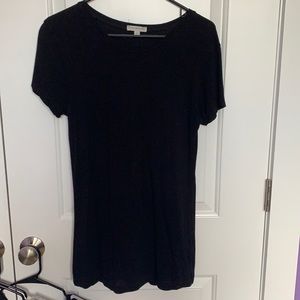 Zenana Outfitters Black Top